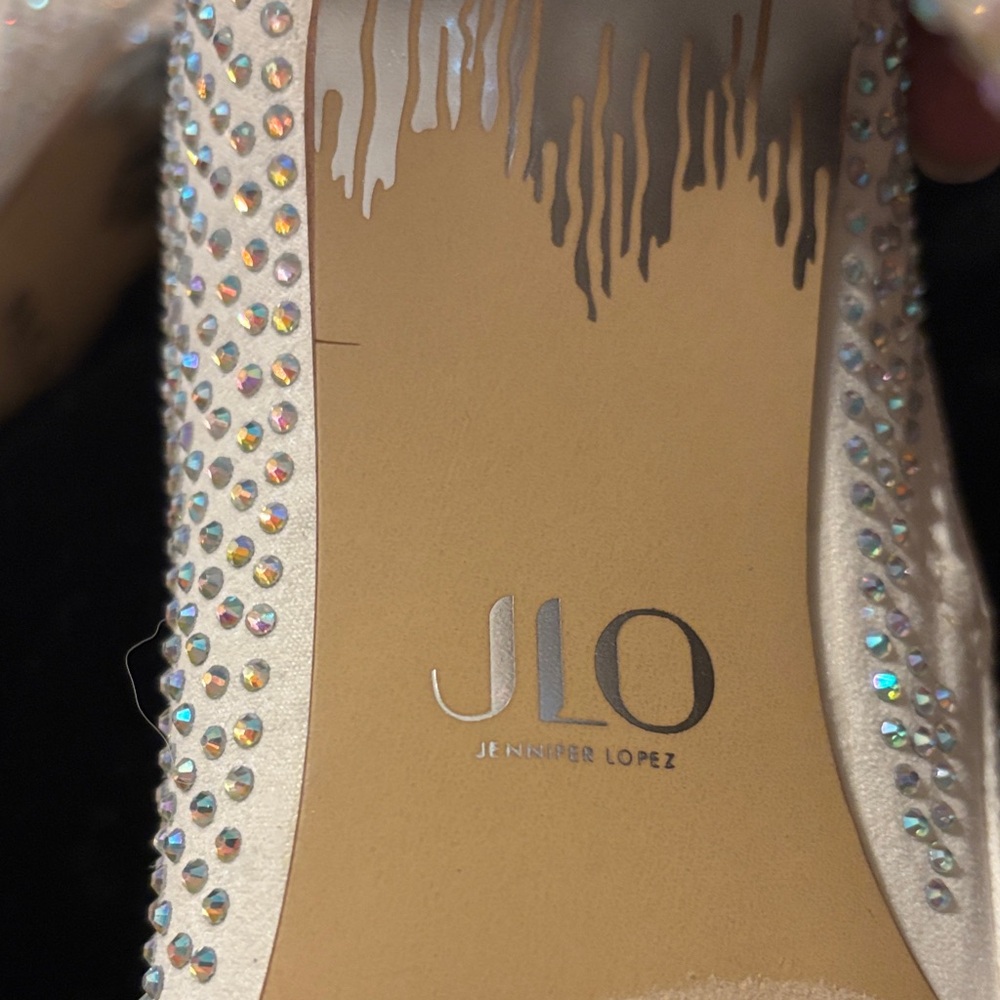 Jennifer Lopez Sparkling Silver Heeled Boots - Picture 2 of 9